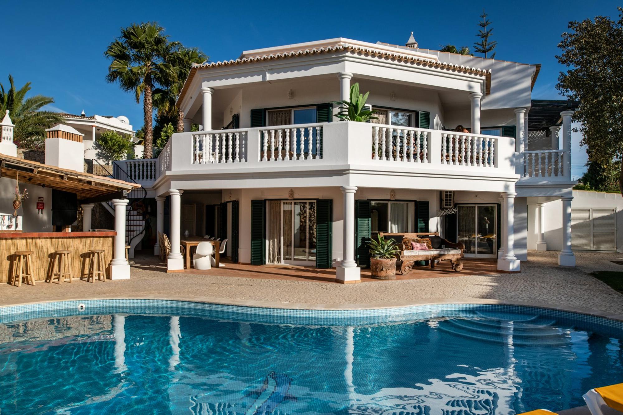 Casa Ladeira l Familievilla vlakbij zee